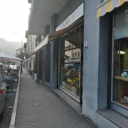 Casa Di Enri アパート コモ