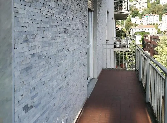 Casa Di Enri Como